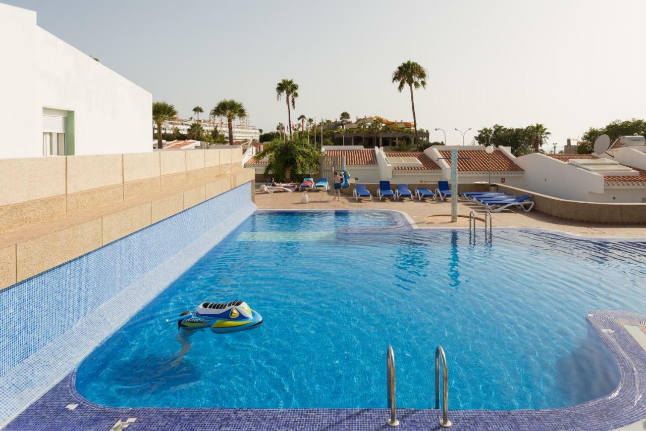 Apartment Eden Island Village 아데제 외부 사진